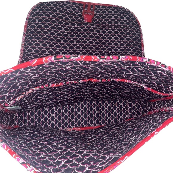 VERA BRADLEY MESSENGER BAG* - Picture 2 of 9